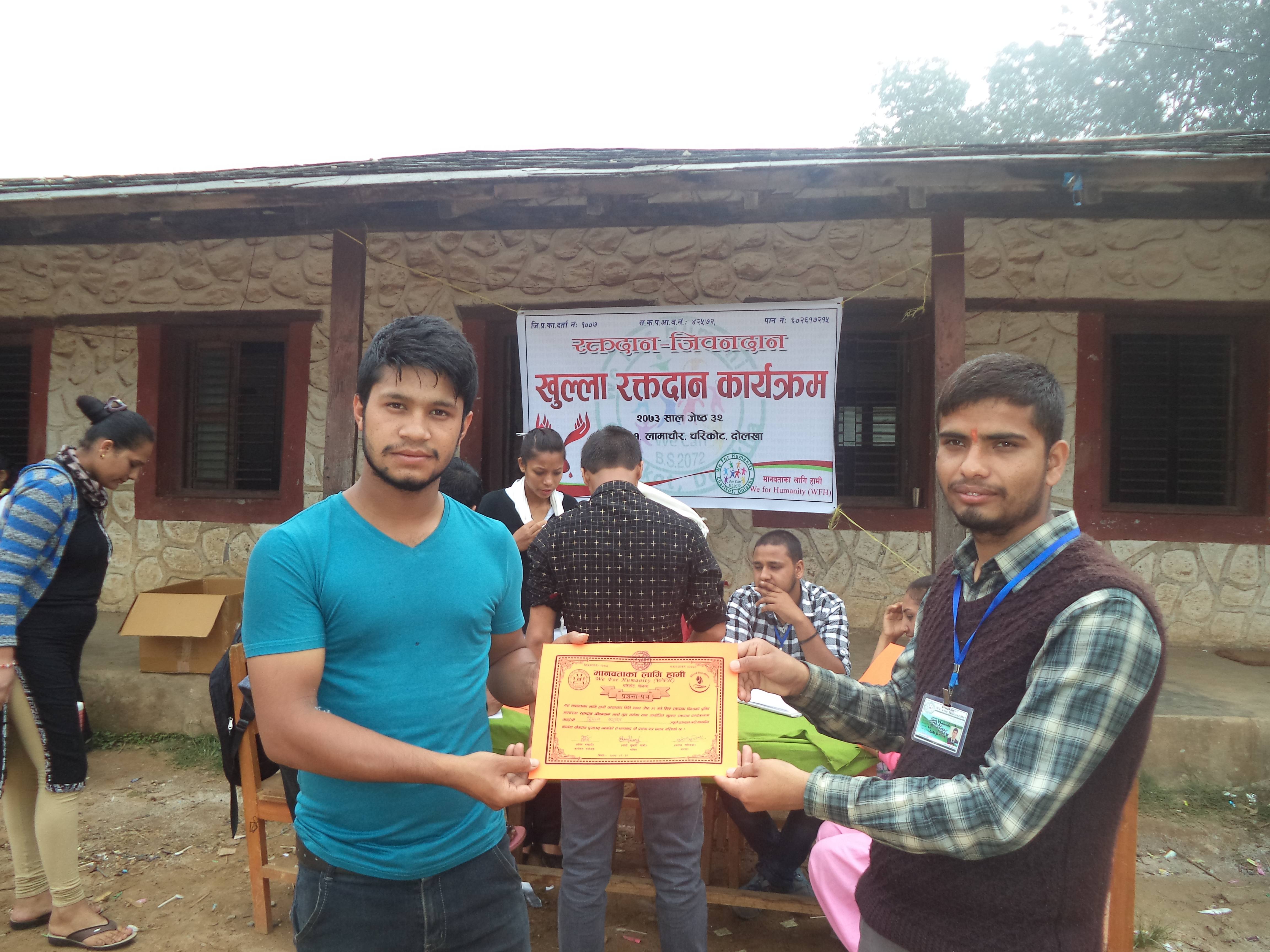 Certificate Distribution to donors